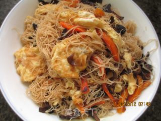 Stir-fried Xinghua Rice Noodles recipe