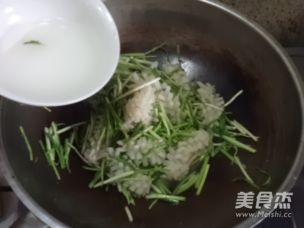 Garlic Yellow Squid Roll recipe