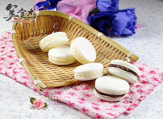 Flour Macarons recipe