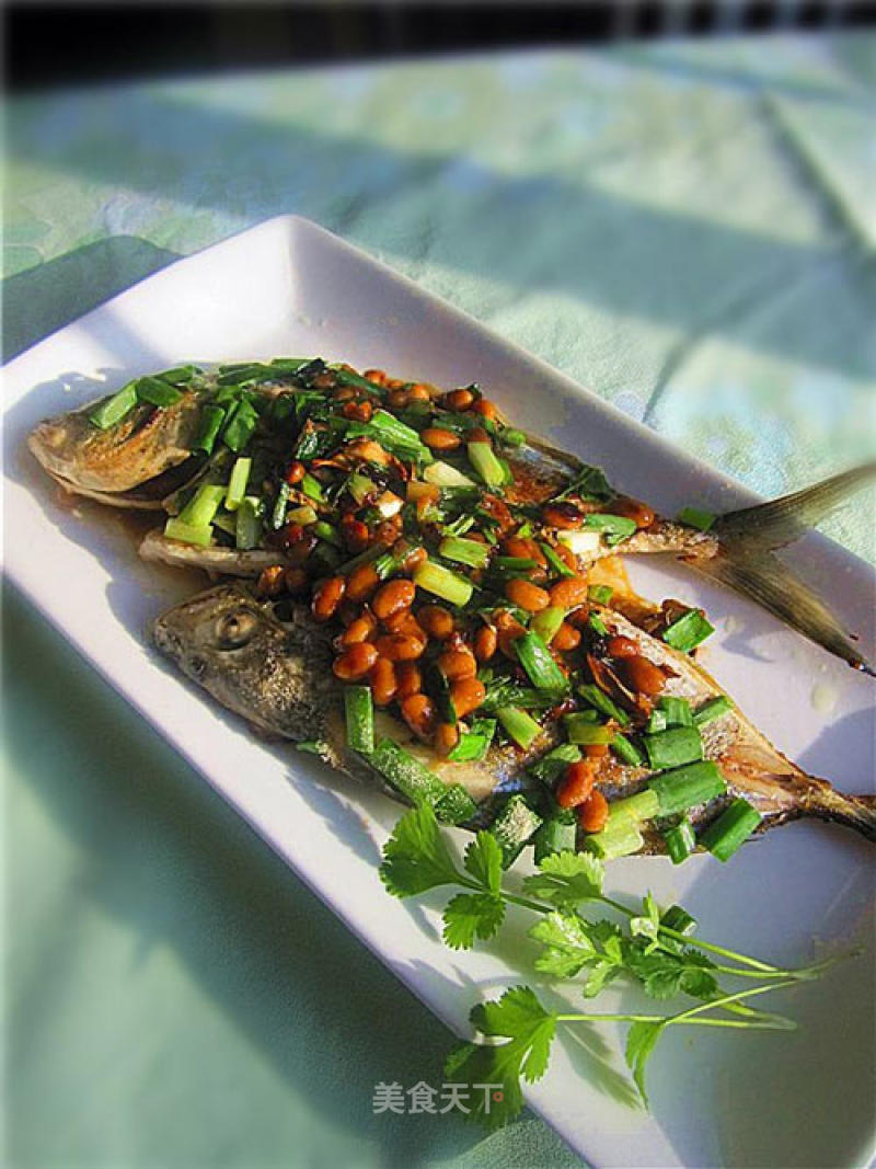 Fried Sea Fish in Soy Sauce recipe