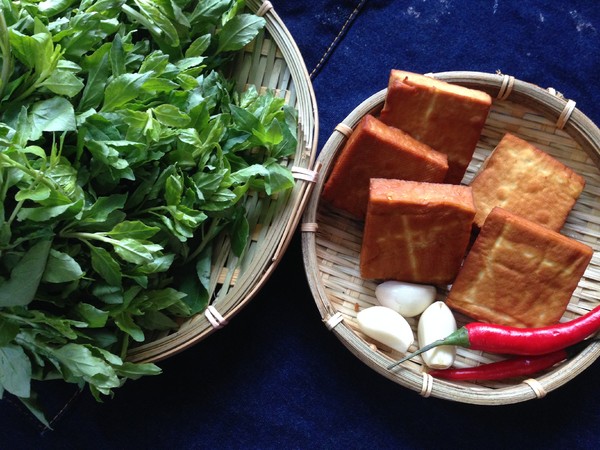 Stir-fried Chinese Wolfberry Leaves recipe