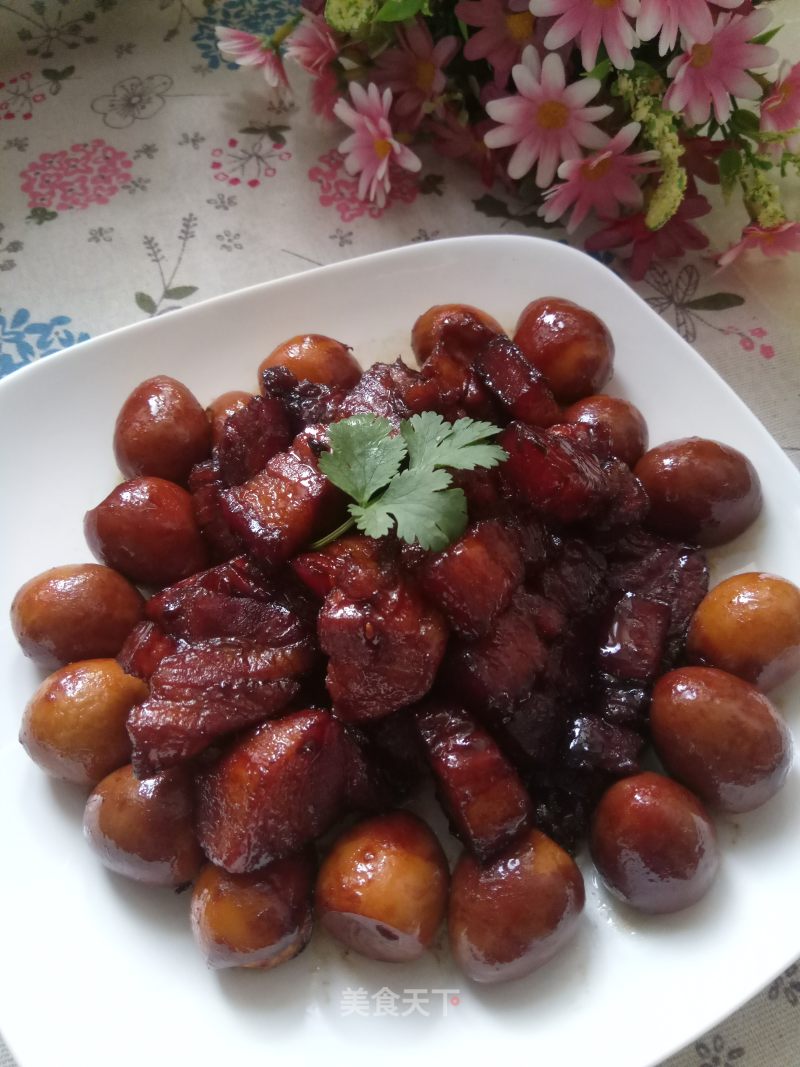 Braised Pork with Quail recipe