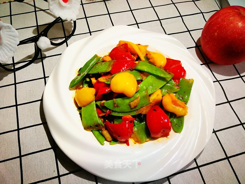 Fried Pepper with Snow Peas