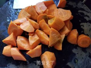 Bawang Flower Carrot Soup recipe