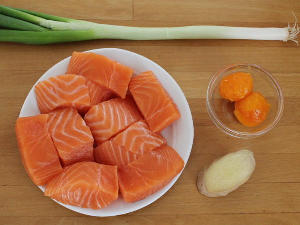 Baked Salmon with Salted Egg Yolk recipe