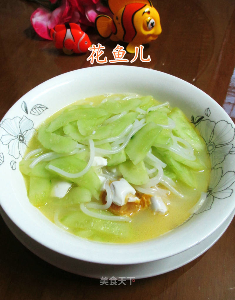 Boiled Bee Hoon with Salted Duck Egg and Cucumber