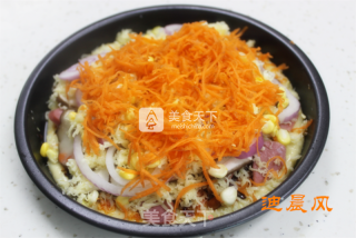 Instant Noodle Sausage Pizza recipe