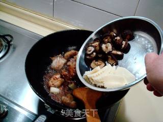 Braised Chicken with Chestnuts recipe