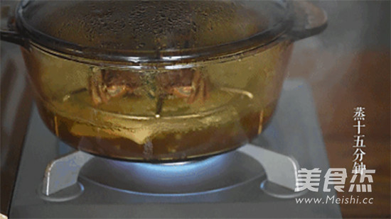 Steamed Hairy Crabs with Beer recipe