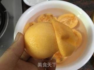 Peach Gum Loquat Soup recipe