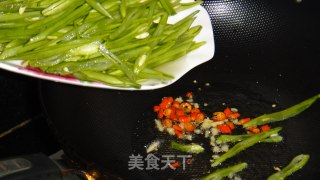 [recipe for Gift]--home Cooking--spicy Stir-fried Scallop Beans recipe