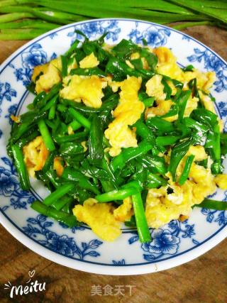 Scrambled Eggs with Leek recipe