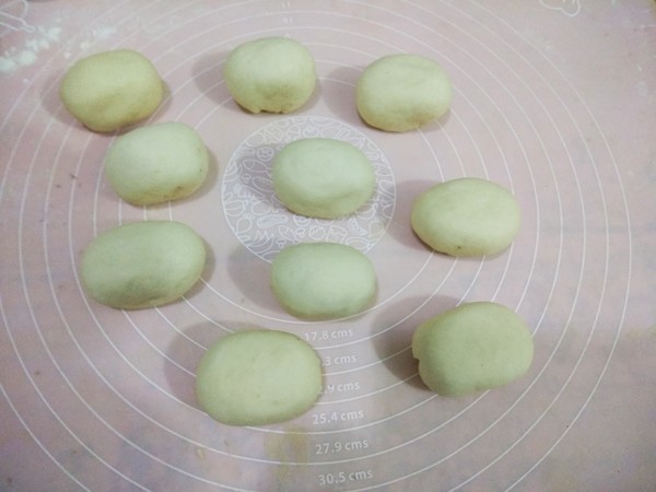 Bunny Milk Bean Buns recipe