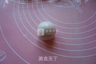 Reunion Round ~ Colorful Black Sesame Glutinous Rice Balls recipe