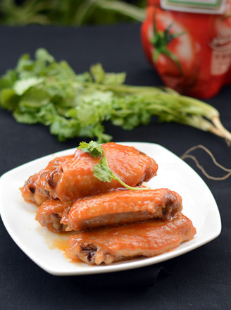 Roasted Chicken Wings in Tomato Sauce