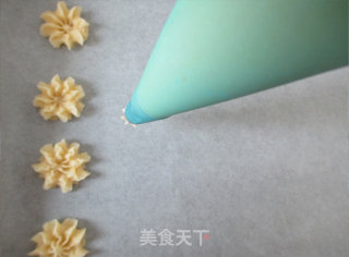 Chrysanthemum Biscuits recipe
