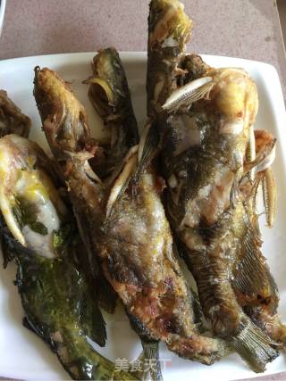 Pickled Pepper Yellow Bone Fish recipe