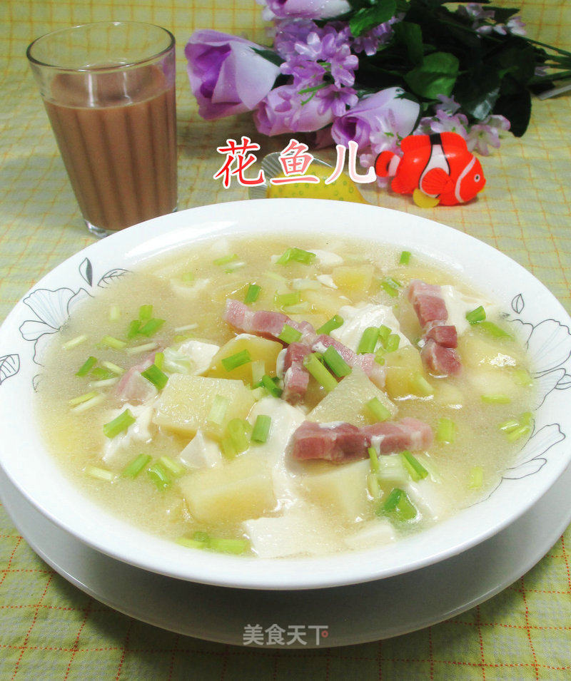 Boiled Tofu with Bacon and Potatoes recipe