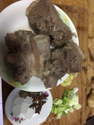 Beef with Sauce recipe