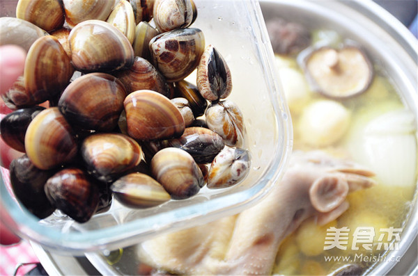 Garlic and Shiitake Chicken Soup recipe