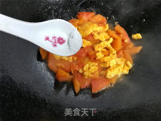 Scrambled Eggs with Tomatoes recipe