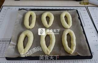 #aca烤明星大赛#——corn Sausage Meal Buns recipe