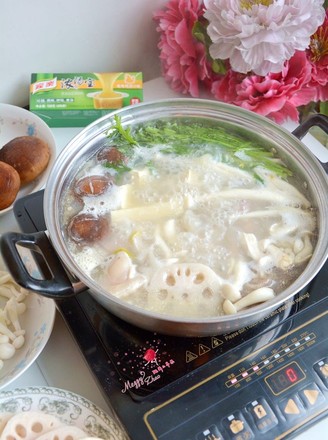 Trotter and Mushroom Soup Hot Pot recipe