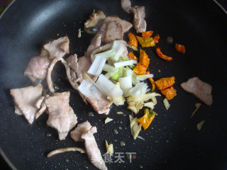 Stir-fried Pork with Mushrooms recipe