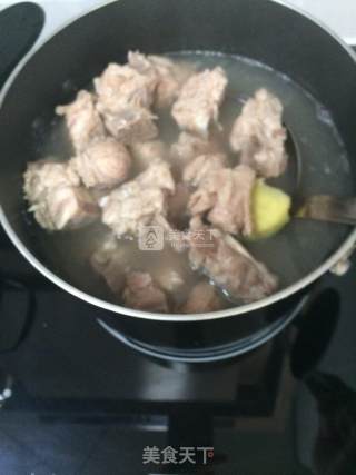 Bamboo Fungus Pork Ribs and Winter Melon Soup recipe