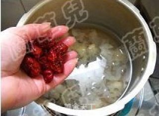 Tremella Stewed Quail Eggs recipe