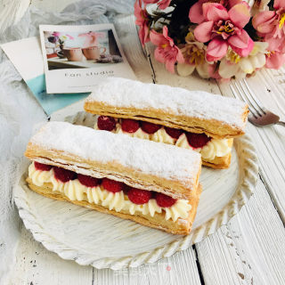 Fruit Napoleon recipe