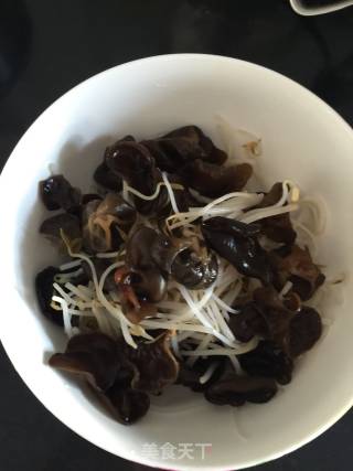 Cold Fungus and Mung Bean Sprouts recipe