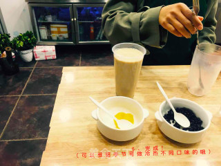 The Method of Making Nutritious Red Bean Milk Tea Was Successfully Stolen from Momo South Road recipe