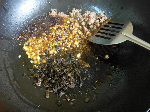 Stewed Tofu with Minced Meat and Winter Vegetables recipe