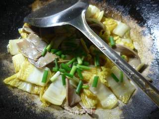 Stir-fried Baby Dishes with Curry Pork Tongue recipe