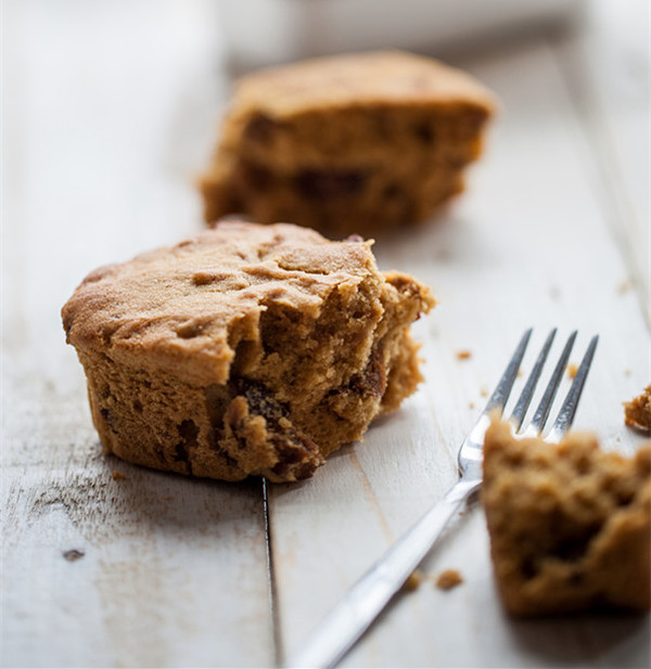 Lotus Seed Red Date Pound Cake recipe