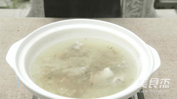 Chrysanthemum Pork Ribs Soup recipe
