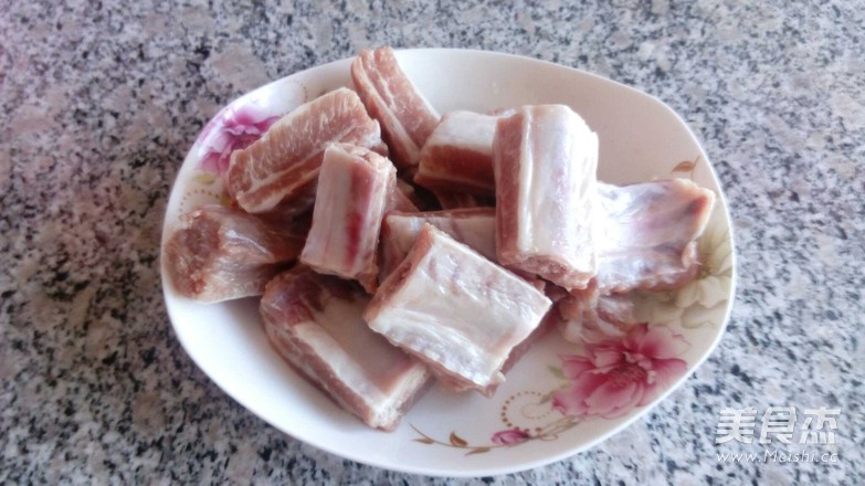 Braised Pork Ribs with Yam recipe