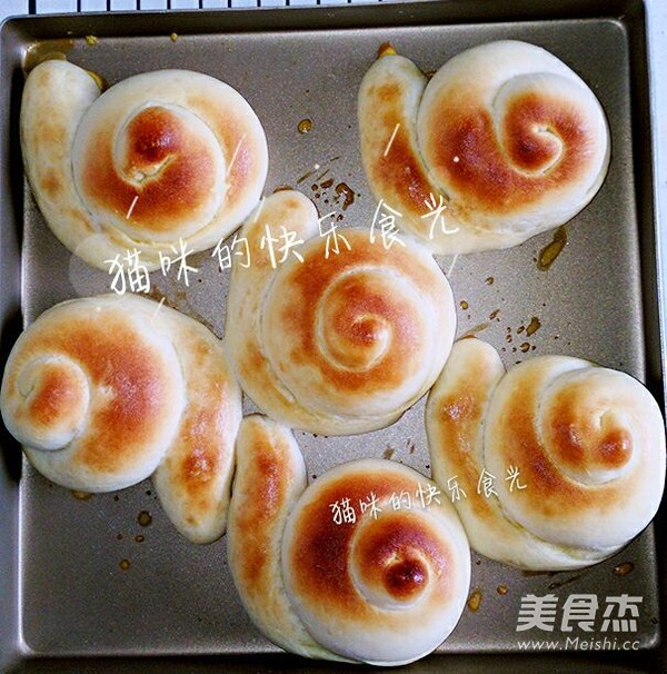 Small Snail Bread recipe