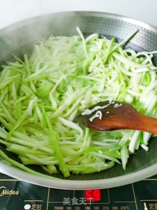 Loofah and Egg Soup recipe