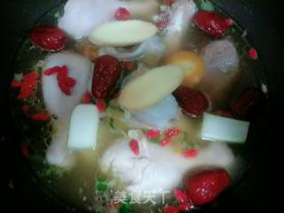 #御寒美食# Chicken Leg Fresh Soup recipe