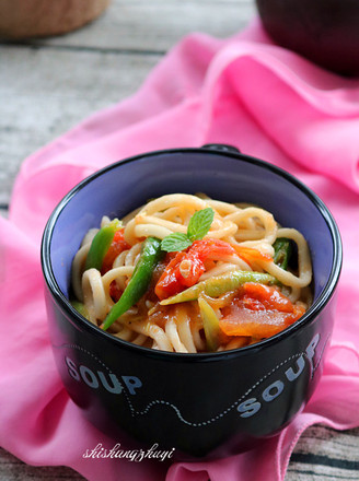 Tomato and String Bean Noodles recipe