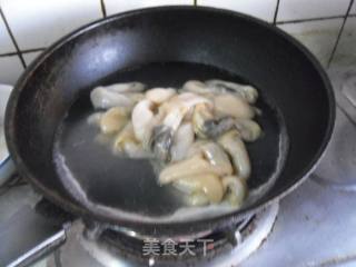 Spicy Stir-fried Bamboo Razor Clam recipe