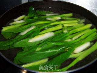 Sausage Stir-fried Choy Sum recipe