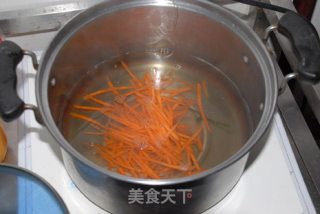 【summer Cold Dishes】chilled Rice Noodles with Shredded Kelp recipe