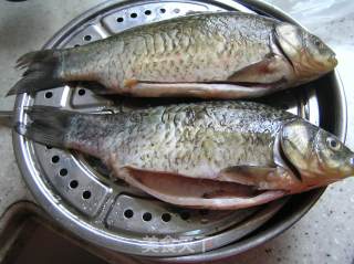 Crucian Tofu Soup recipe