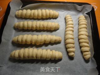 Soup Type Caterpillar Bread recipe