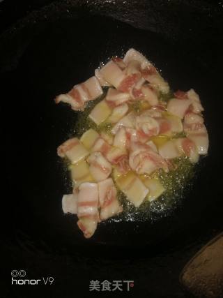 Stir-fried Lentils with Pork Belly recipe