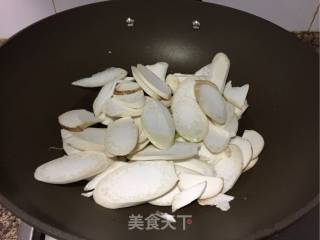 "egg Delicacy" Fried King Pleurotus with Whitebait and Egg recipe