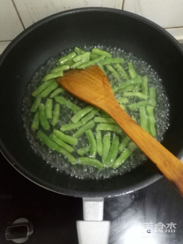 Stir-fried String Beans recipe
